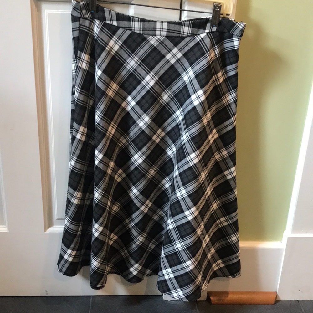 plaid skirt
